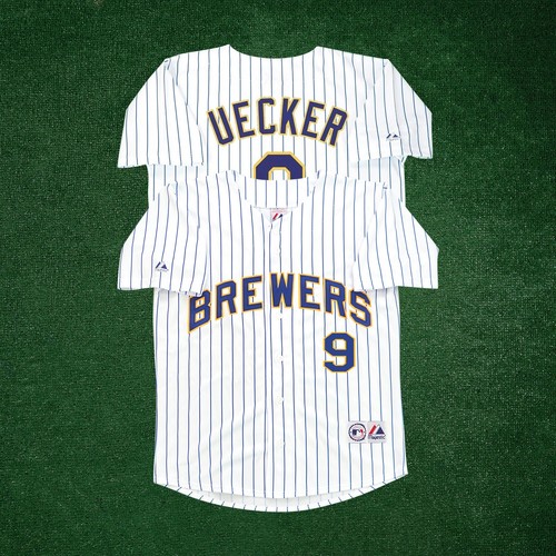 Bob uecker milwaukee brewers - uecker,